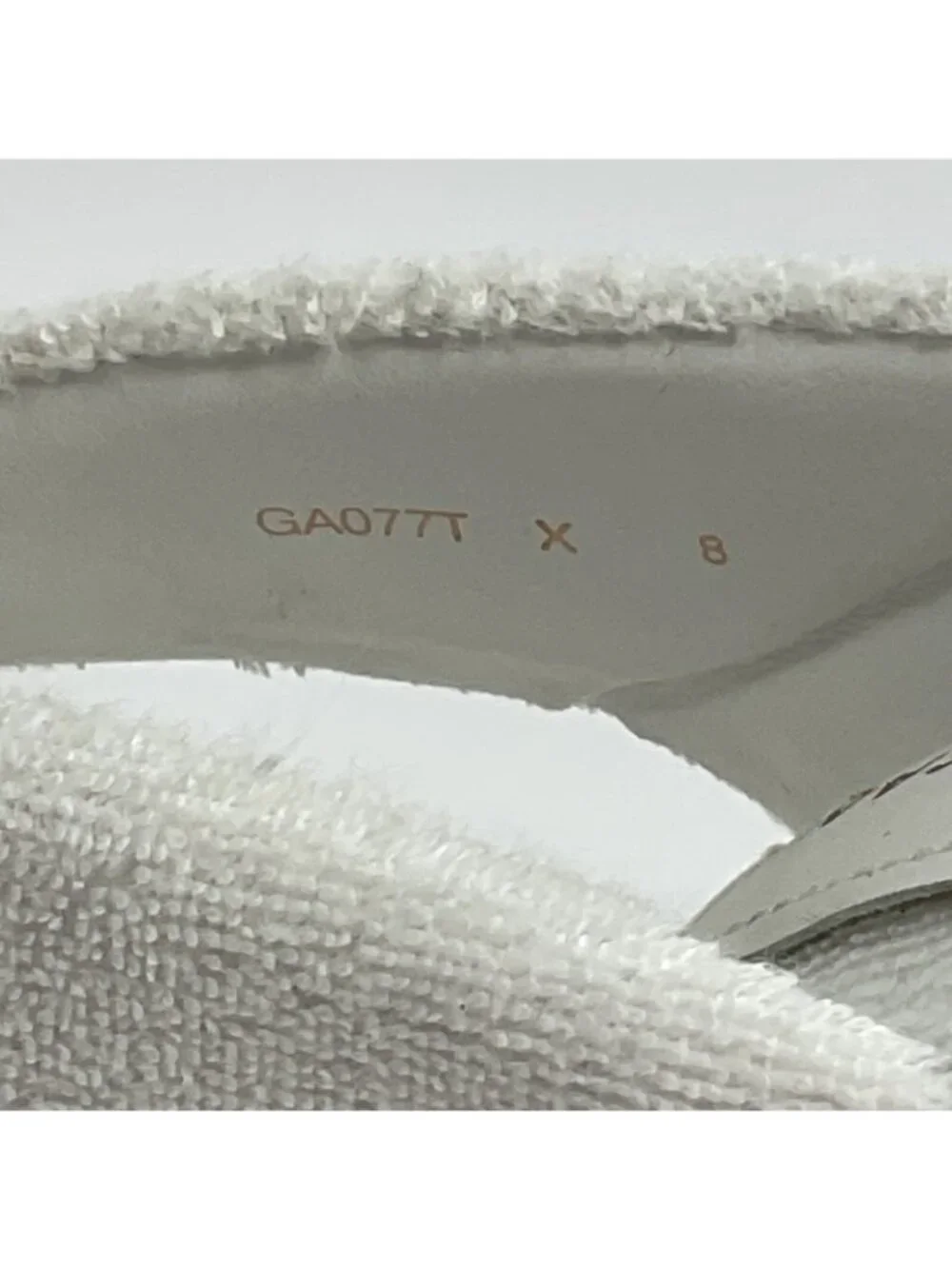 Good American Heels Womens Sz 8 White Terry Cloth Cinder F*cking Rella $260 Nwb